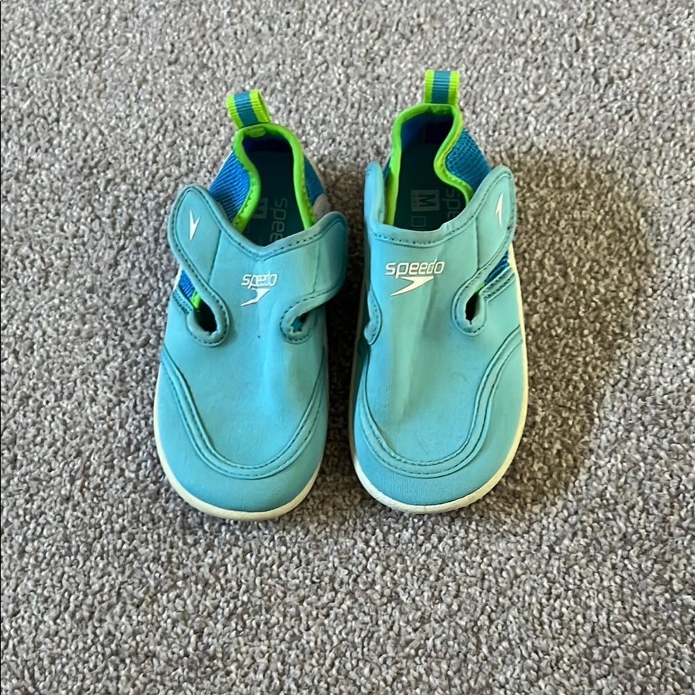 Speedo Water Shoes Blue and Green Slip-On Design